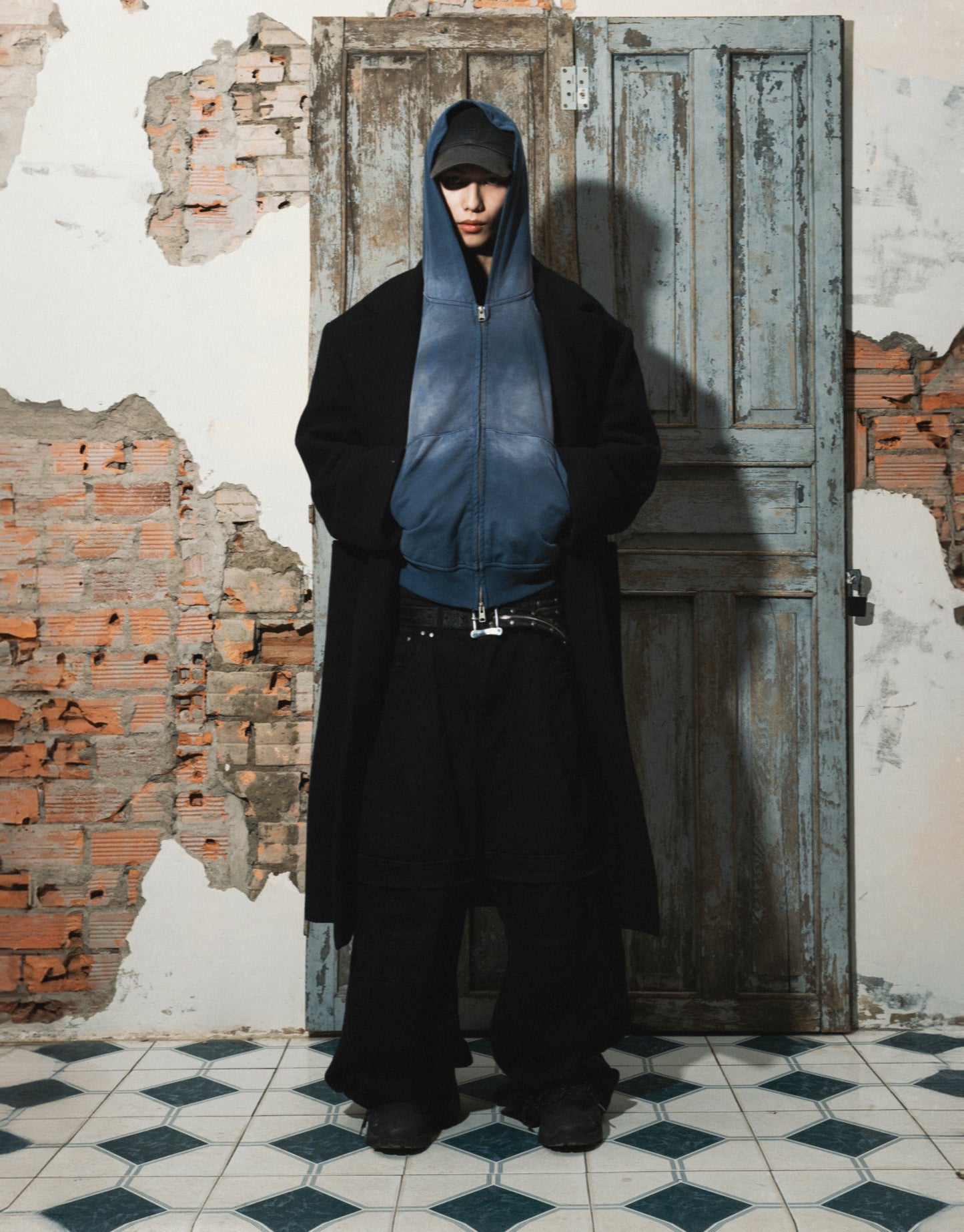 “LET’S FUCKING DIE” HOODED ZIP JACKET – BLUE**
