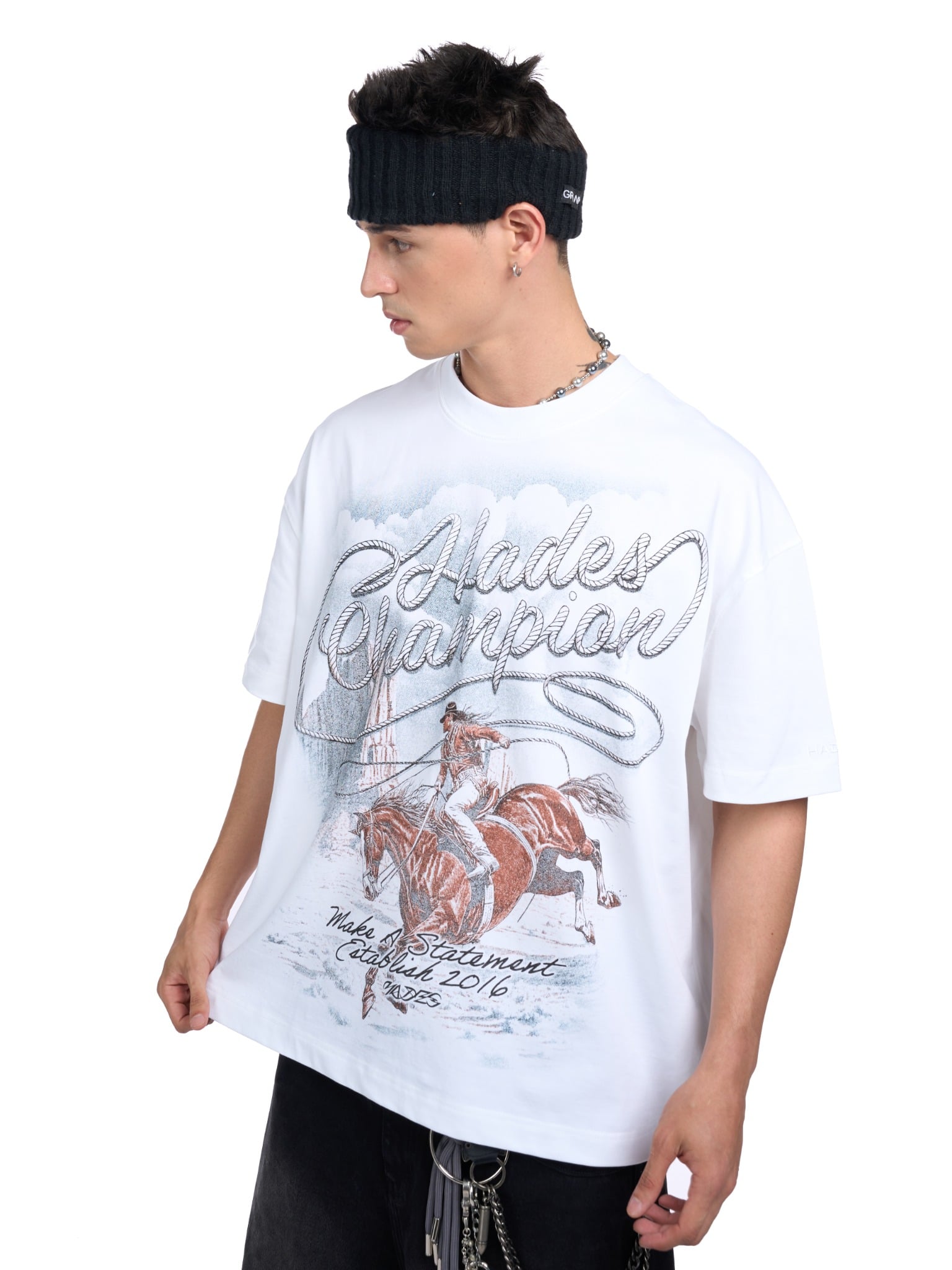 LASSO CHAMPION TEE