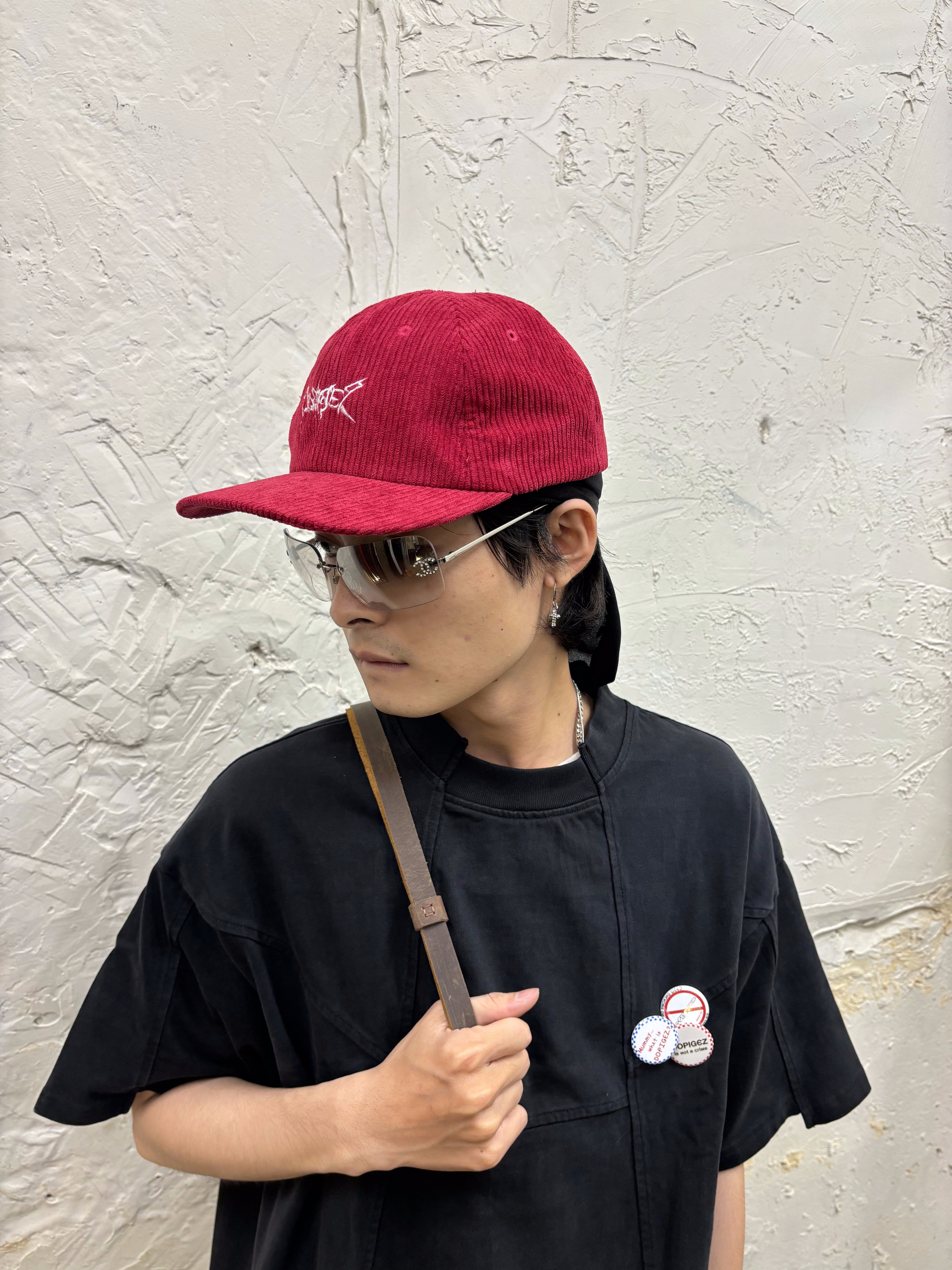 CORDUROY LOGO CAP - BLOOD RED