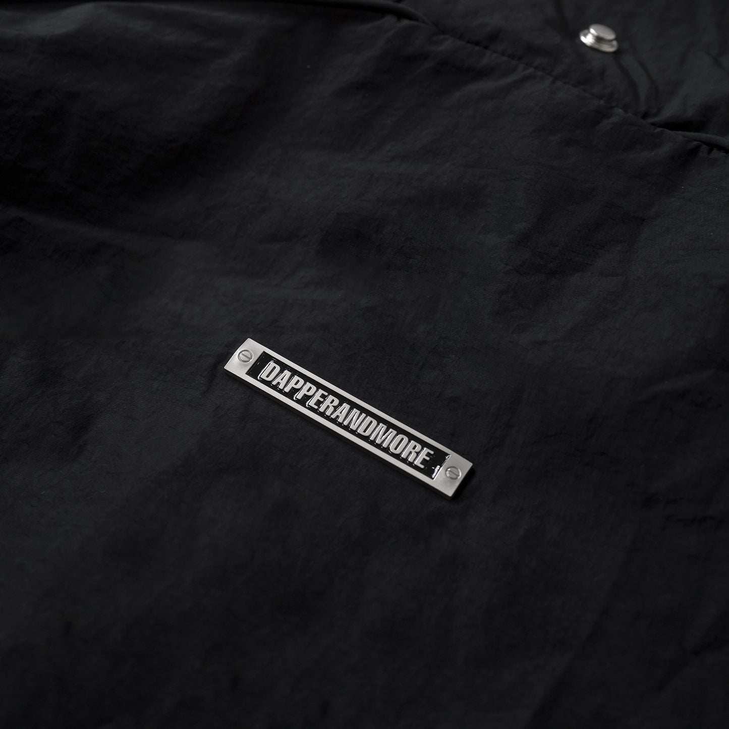 HOOD PANELLED JACKET/ BLACK