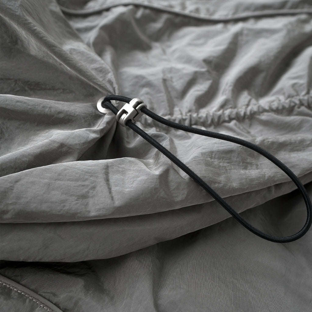 HOOD PANELLED JACKET/ GREY