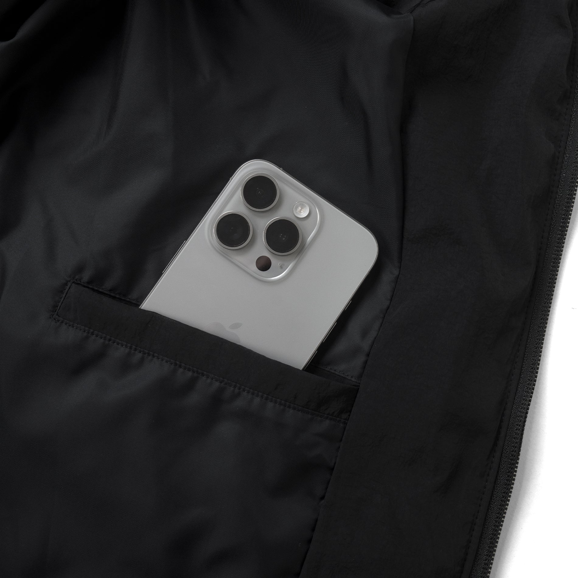 HOOD PANELLED JACKET/ BLACK