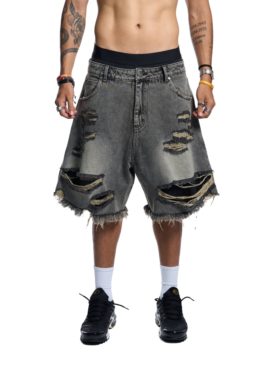 STAR CRUSH WASH JEAN SHORTS