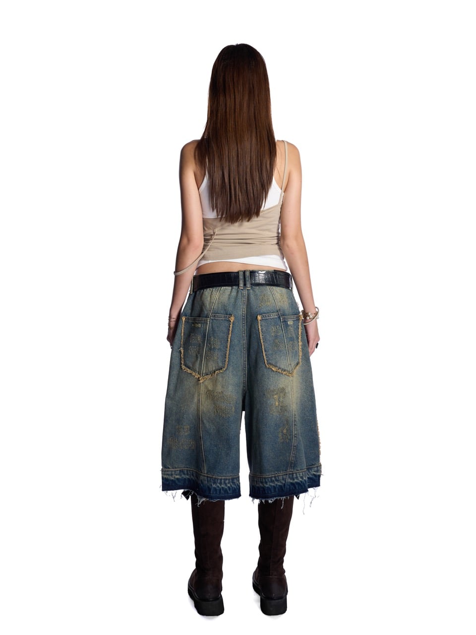GROOVY WASH JEAN SHORTS