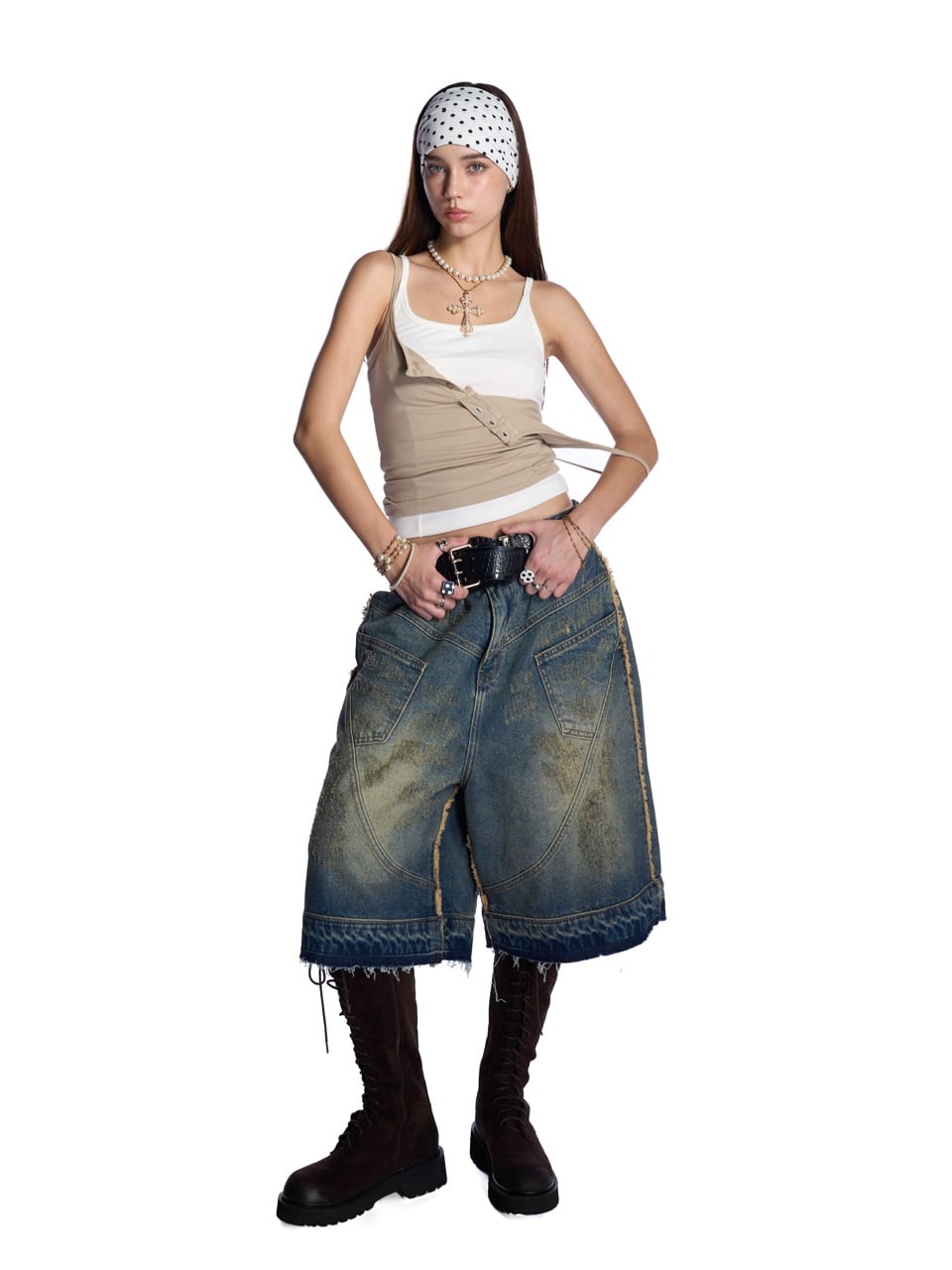 GROOVY WASH JEAN SHORTS
