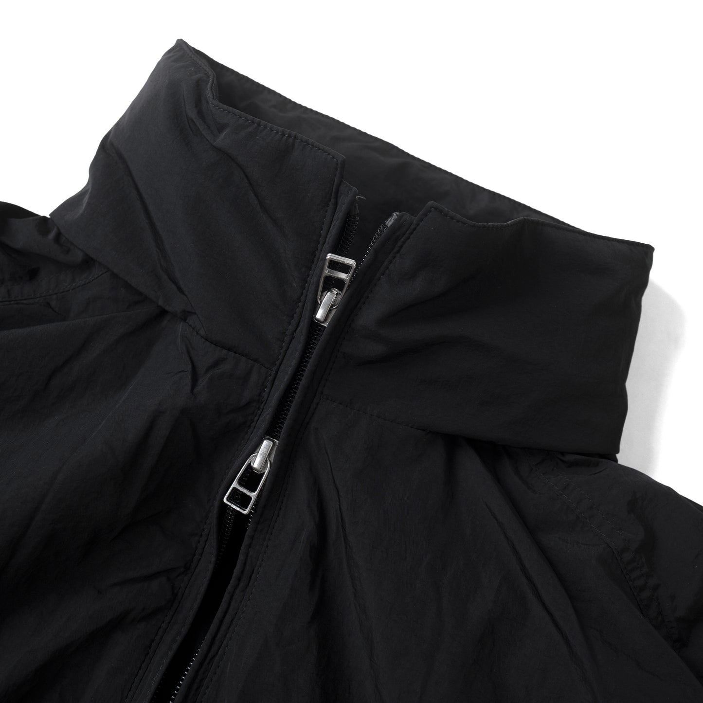 HOOD PANELLED JACKET/ BLACK