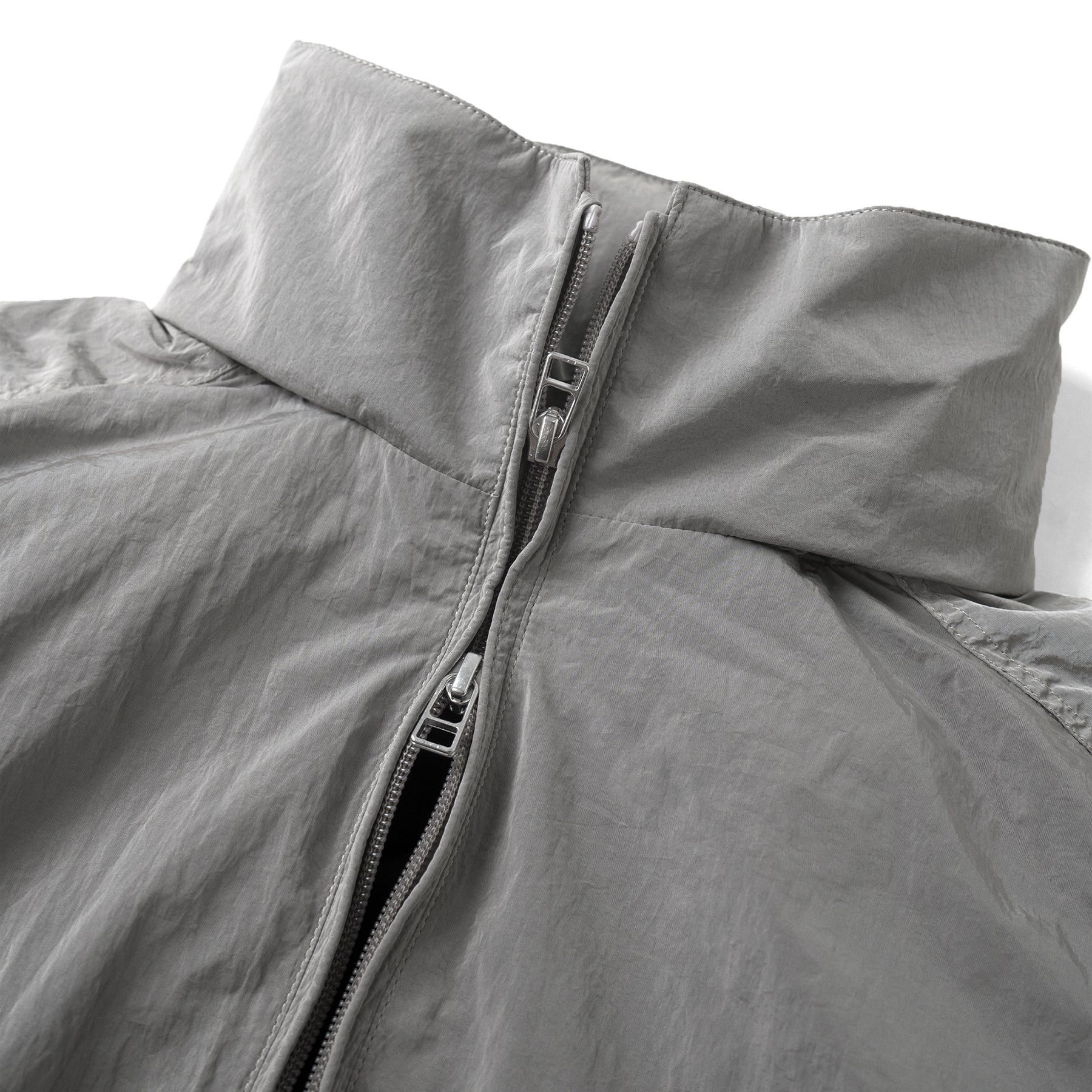 HOOD PANELLED JACKET/ GREY