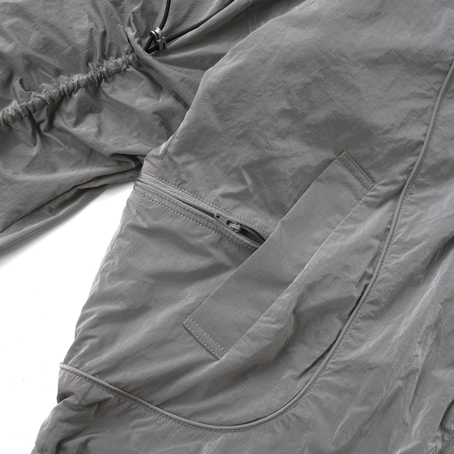 HOOD PANELLED JACKET/ GREY