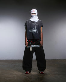 EDITORIAL 01