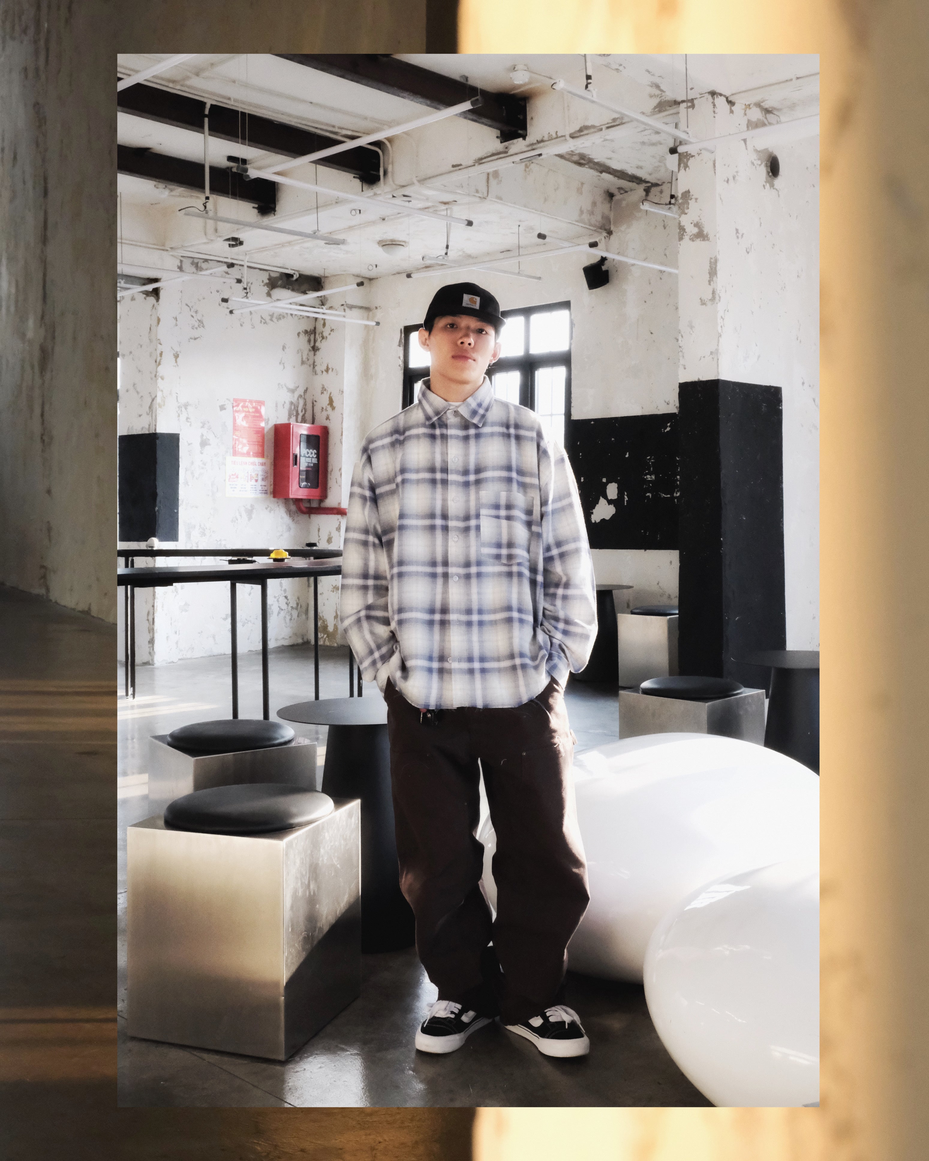 DISTRESSED FLANNEL – FADED BLUE