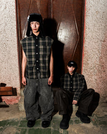 EDITORIAL 06