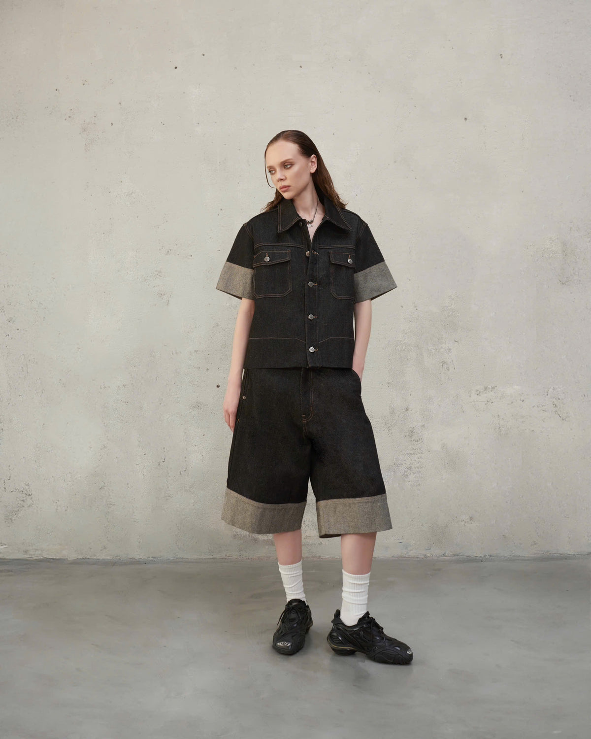 EDITORIAL 10