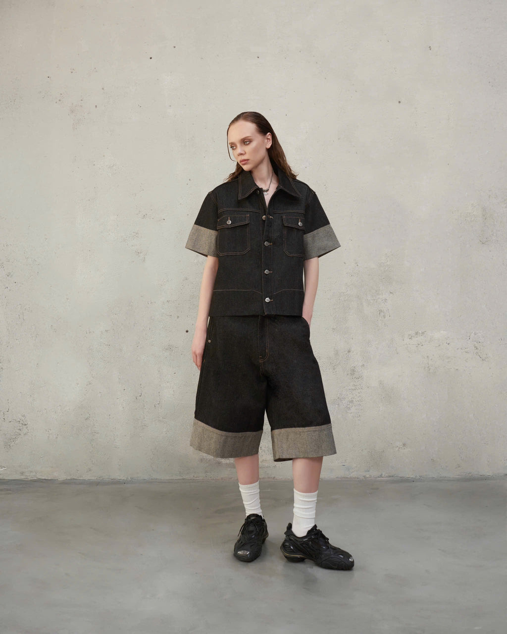 WIDE RAW DENIM SHORTS - BLACK SELVAGE