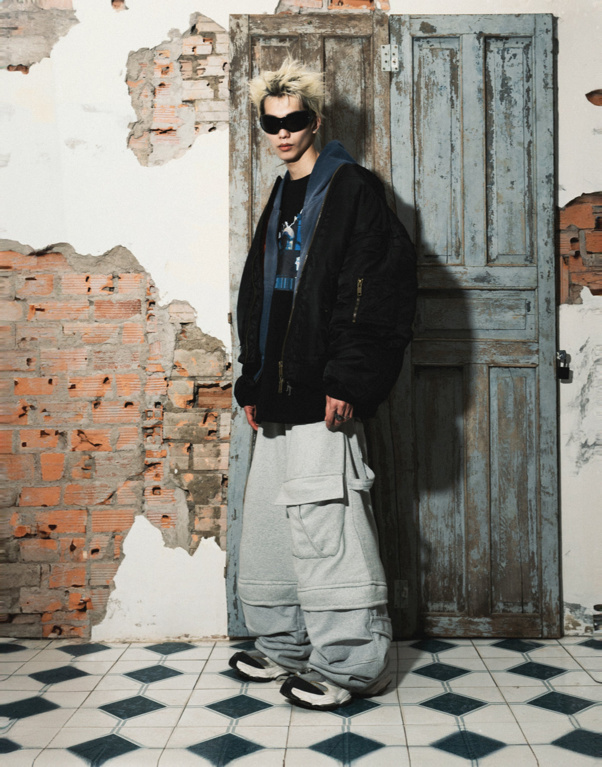 EDITORIAL 03