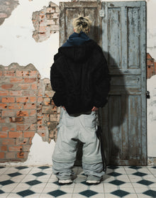 EDITORIAL 03
