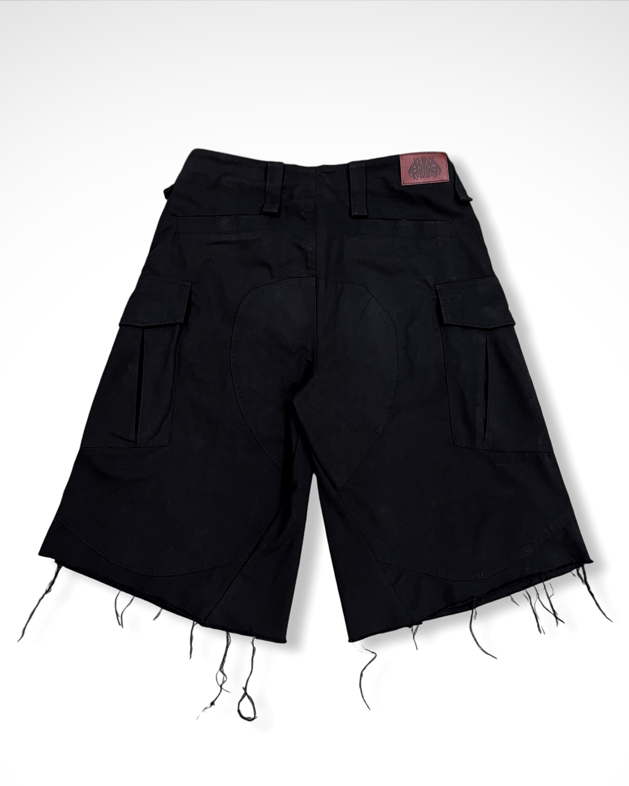 RAW EDGE CARGO SHORTS - BLACK