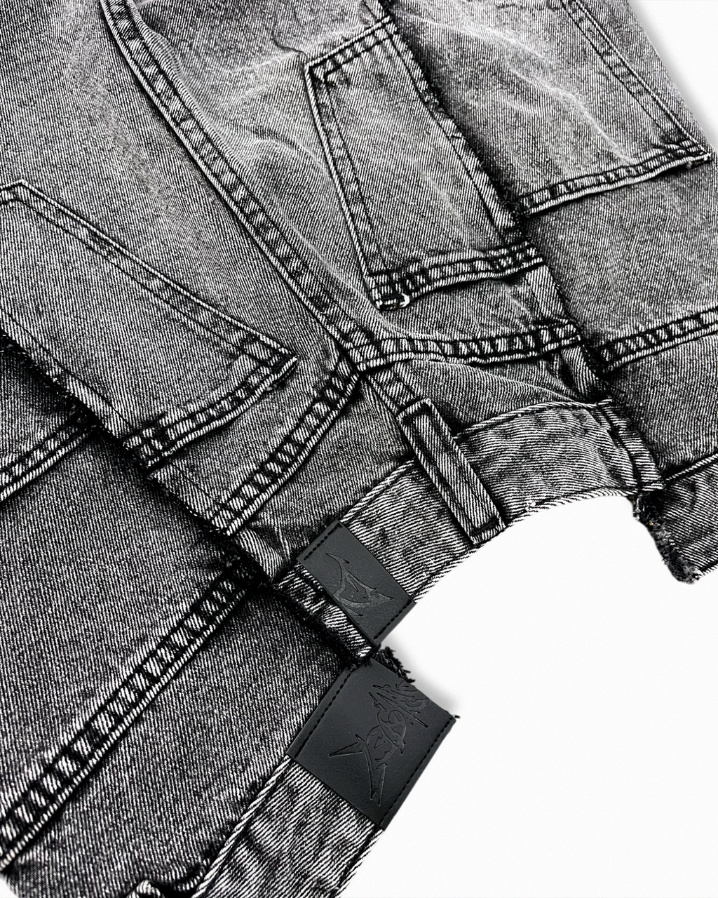 BROKEN WAIST DENIM - WASHED BLACK