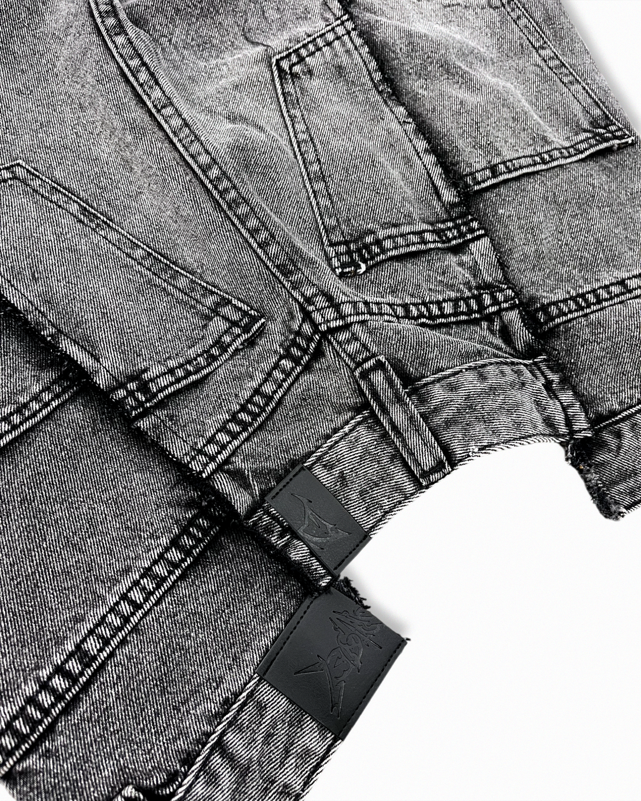 BROKEN WAIST DENIM - WASHED BLACK