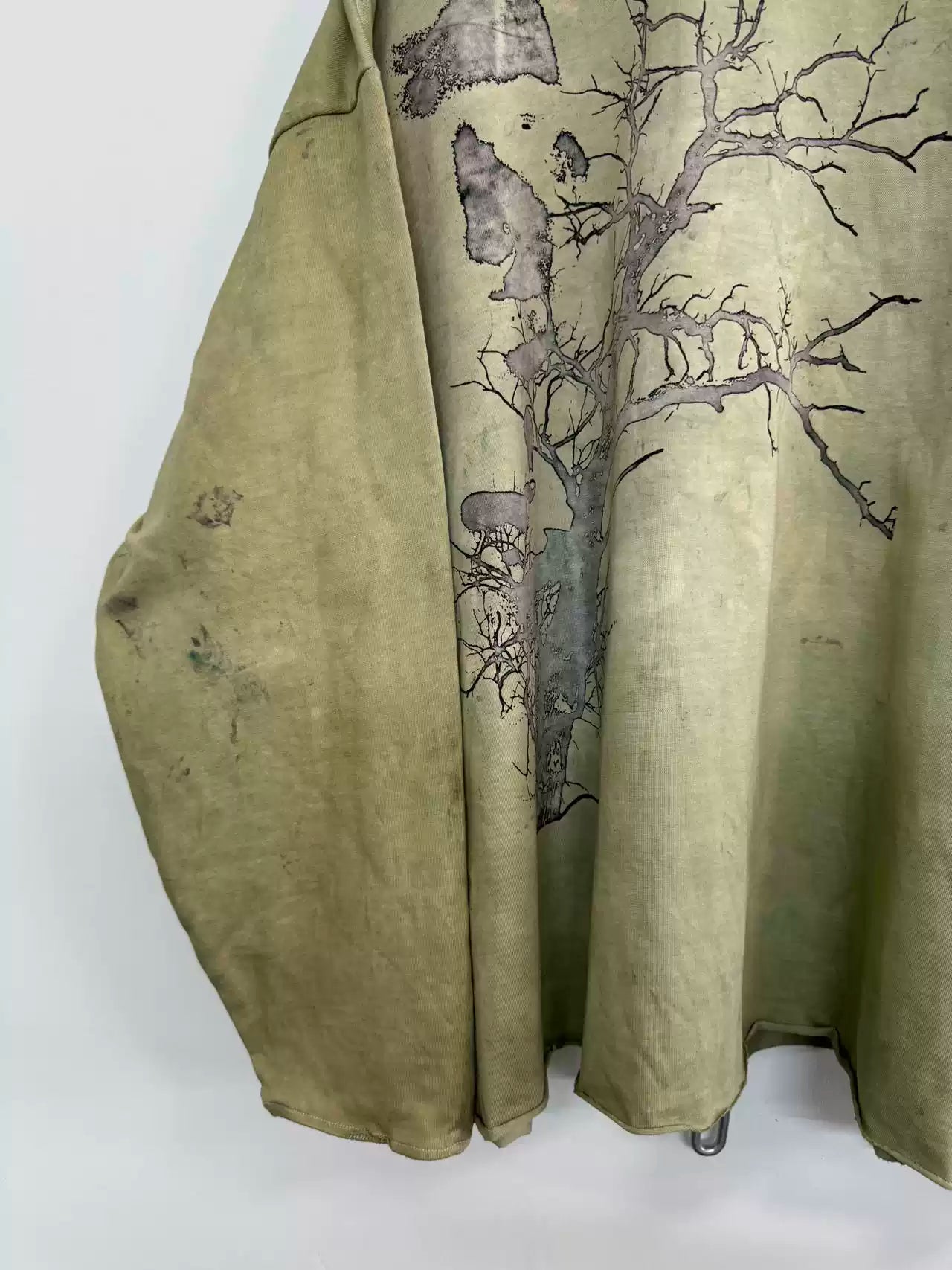 DISTRESSED TREE LONG SLEEVE