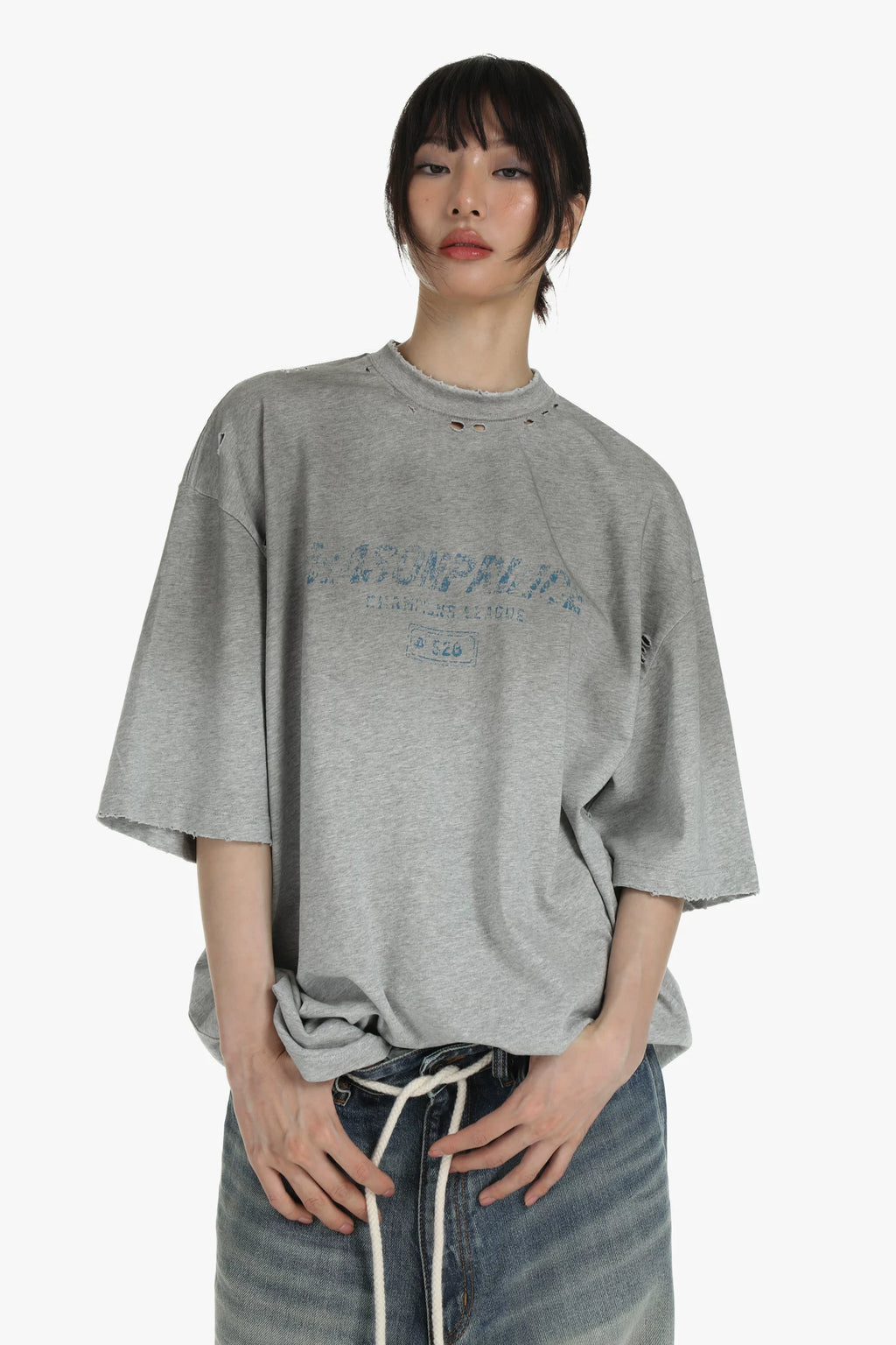 GRADIENT BATTLE-DAMAGED TEE GRAY