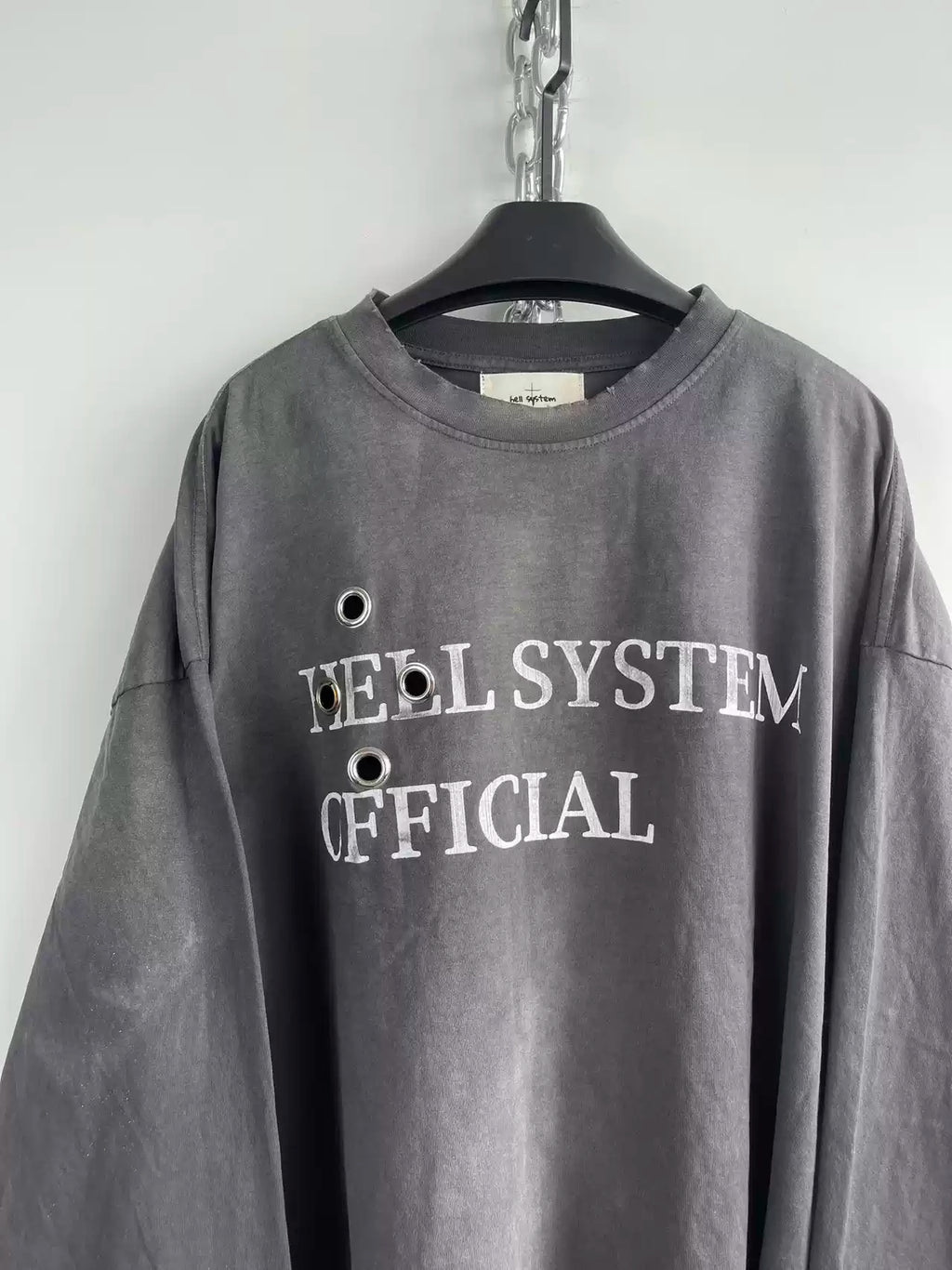 DISTRESSED WASHED LONG SLEEVE