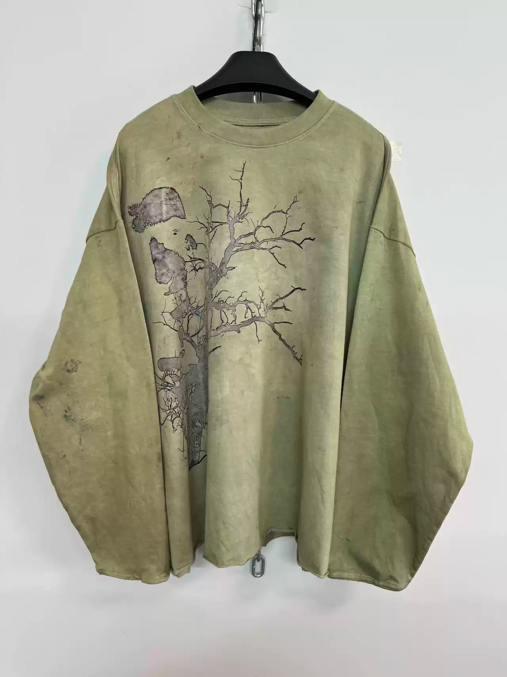 DISTRESSED TREE LONG SLEEVE