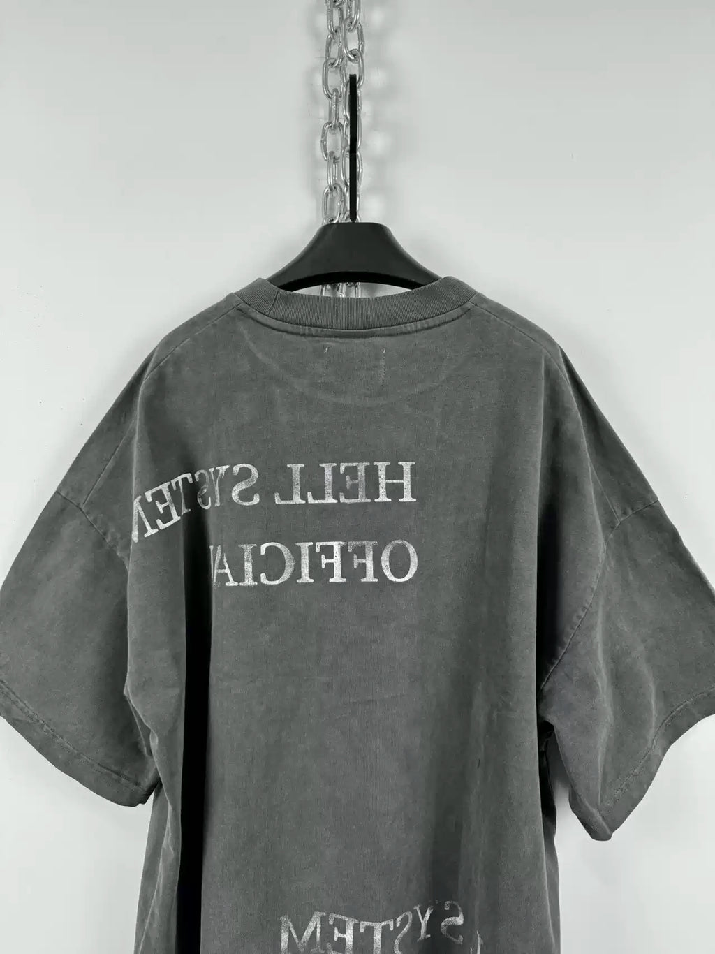 DISTRESSED ARCHIVE TEE