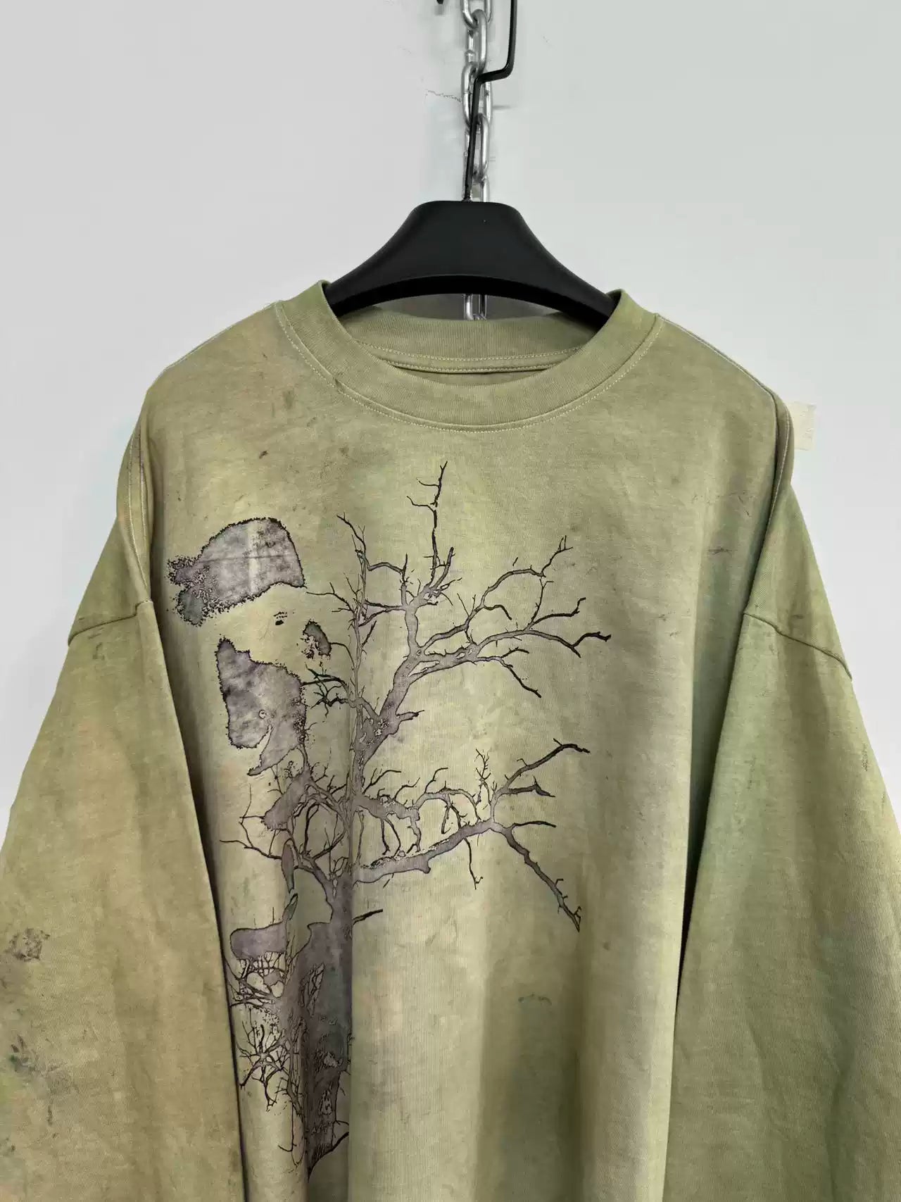 DISTRESSED TREE LONG SLEEVE