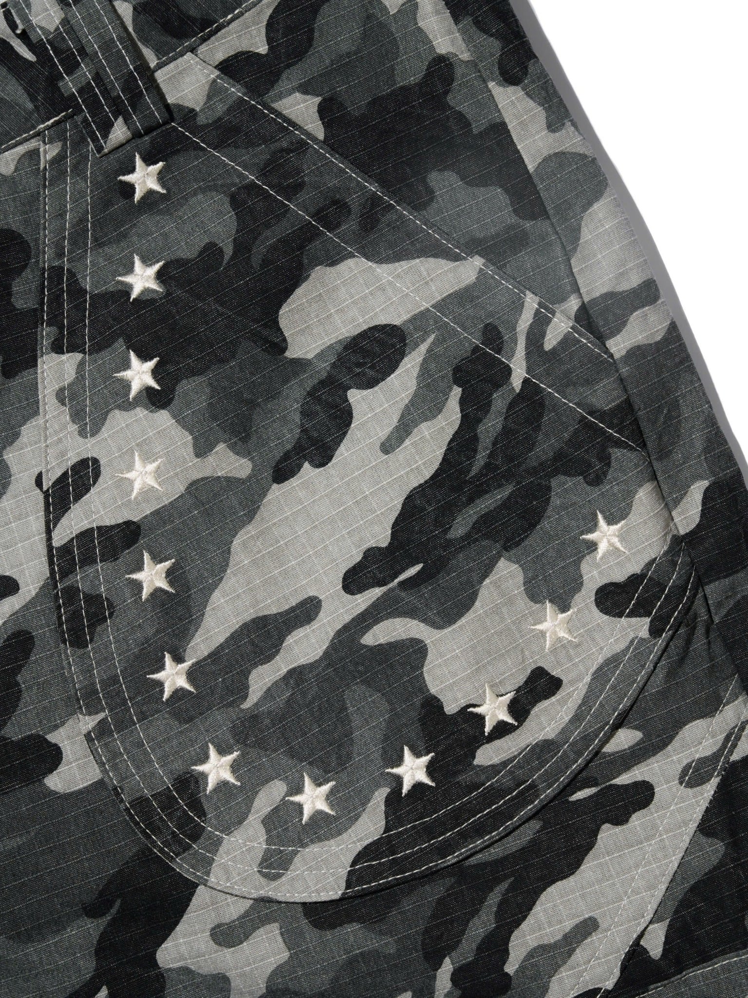 HUNTER KHAKI CAMO SHORTS