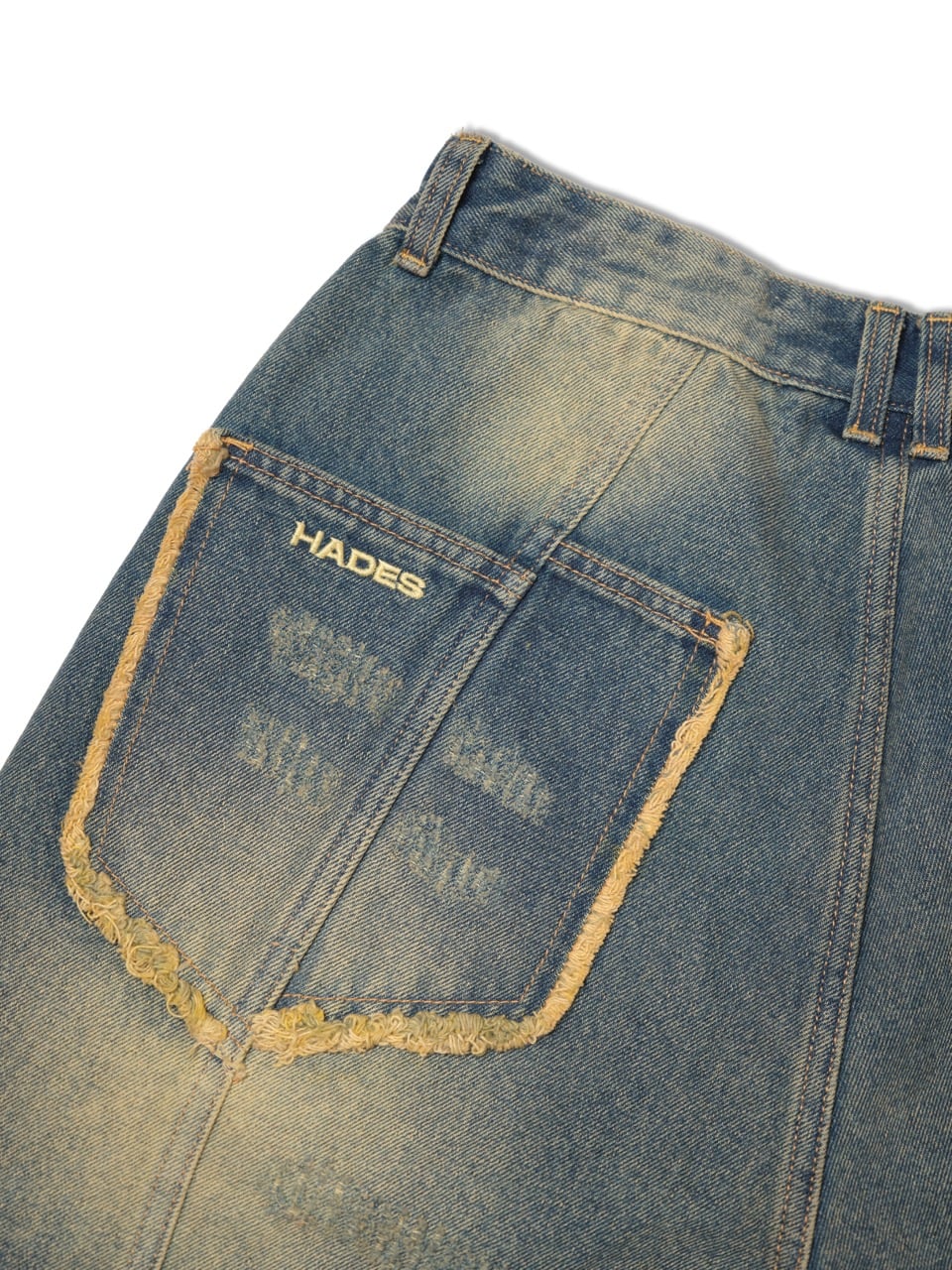 GROOVY WASH JEAN SHORTS