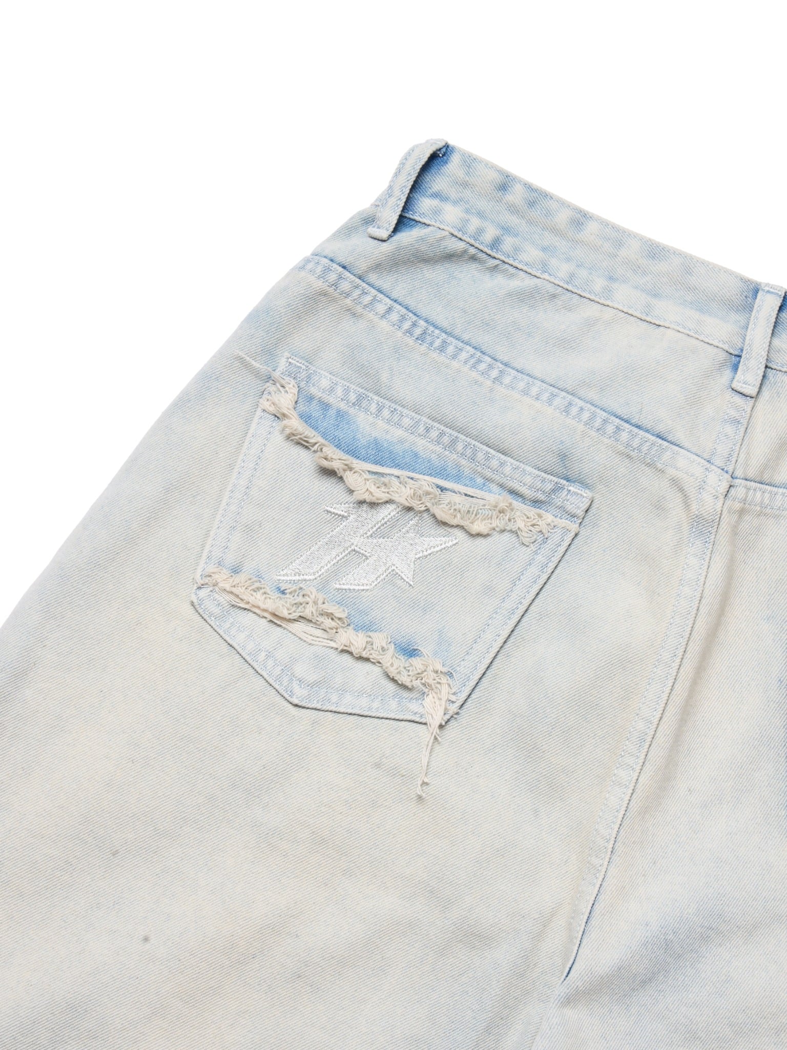 TRIO STAR WASH JEAN SHORTS