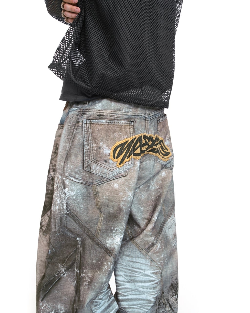 WRECKAGE JEANS