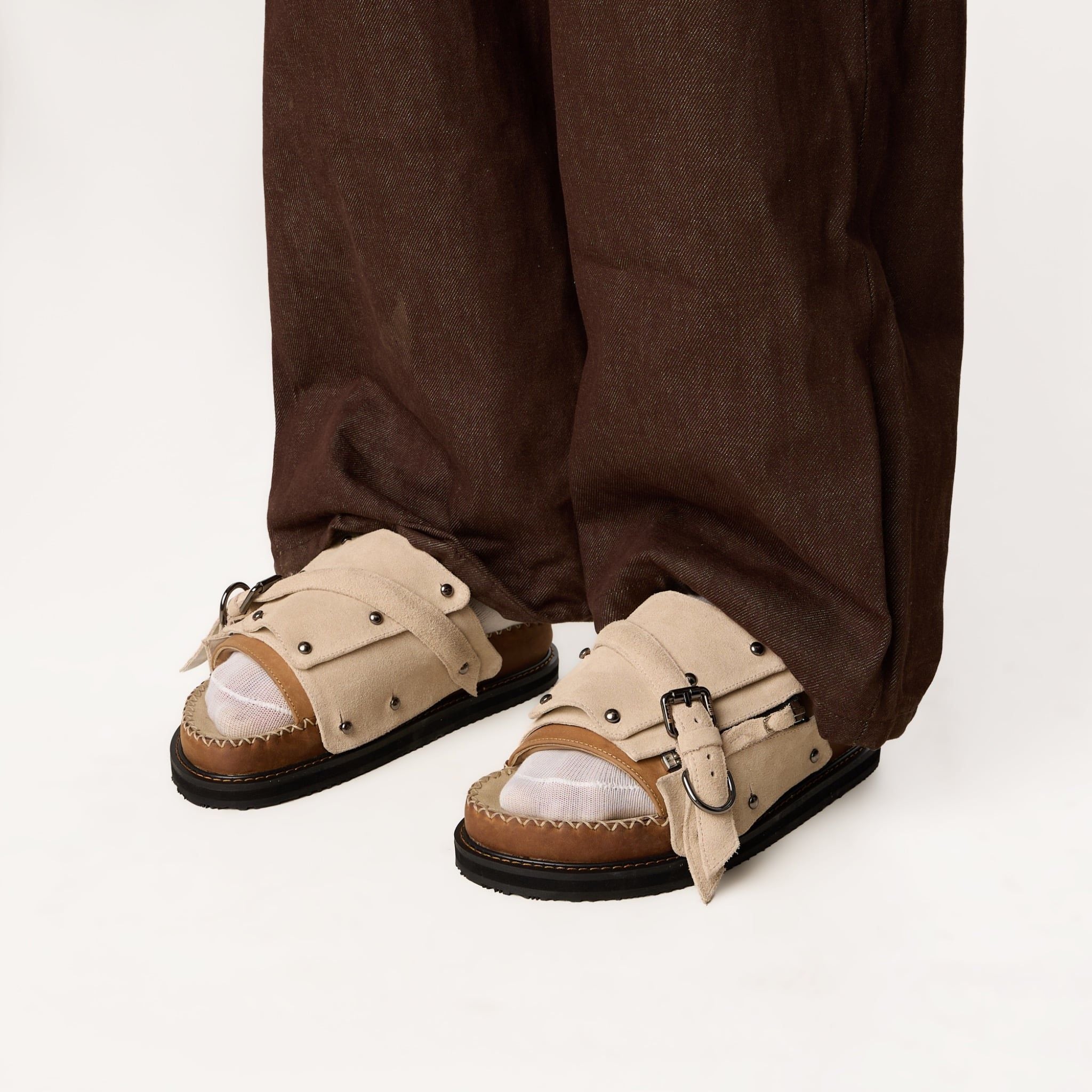 ‏‏LEATHER LAYER - LATTE